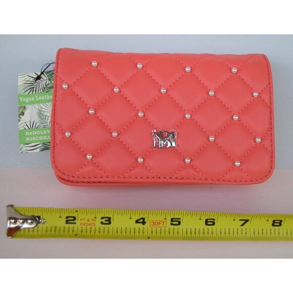 Badgley Mischka Vegan Leather Quilted Coral Crossbody Bag With Chain Strap - Picture 1 of 6